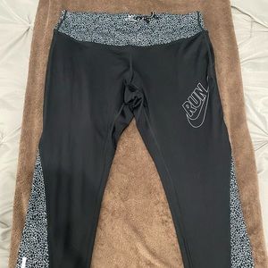 Nike dry fit running leggings